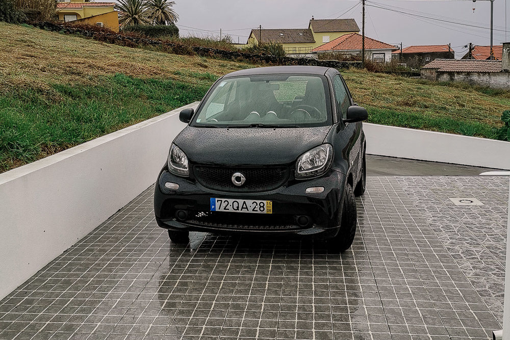 Smart Fortwo auf Faial